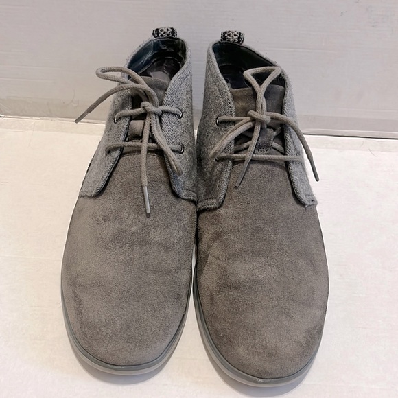 UGG Freemont Chukka Boot - Picture 3 of 8